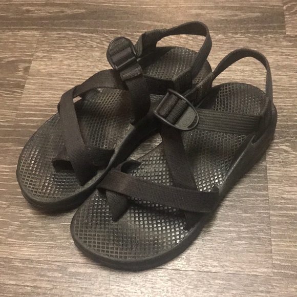 solid black chacos